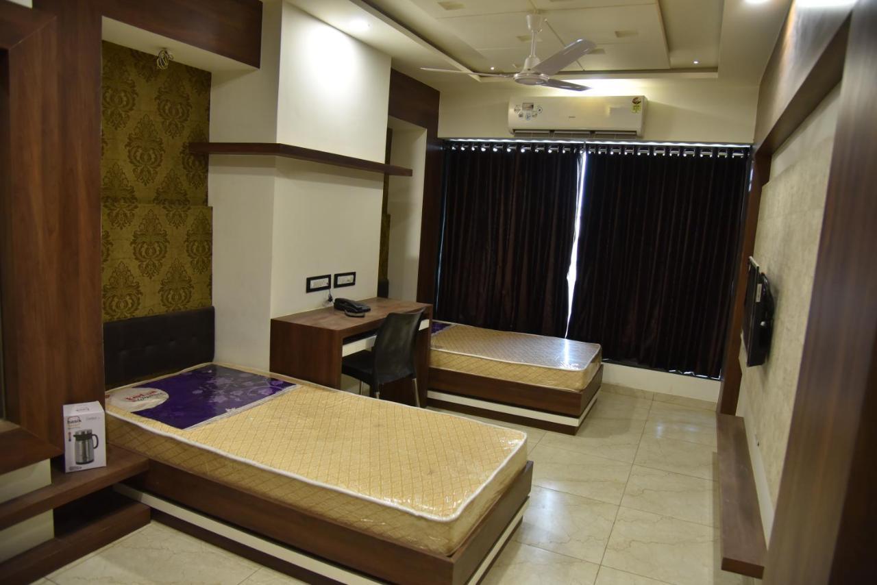 Hotel Savera Inn Morbi Exterior photo